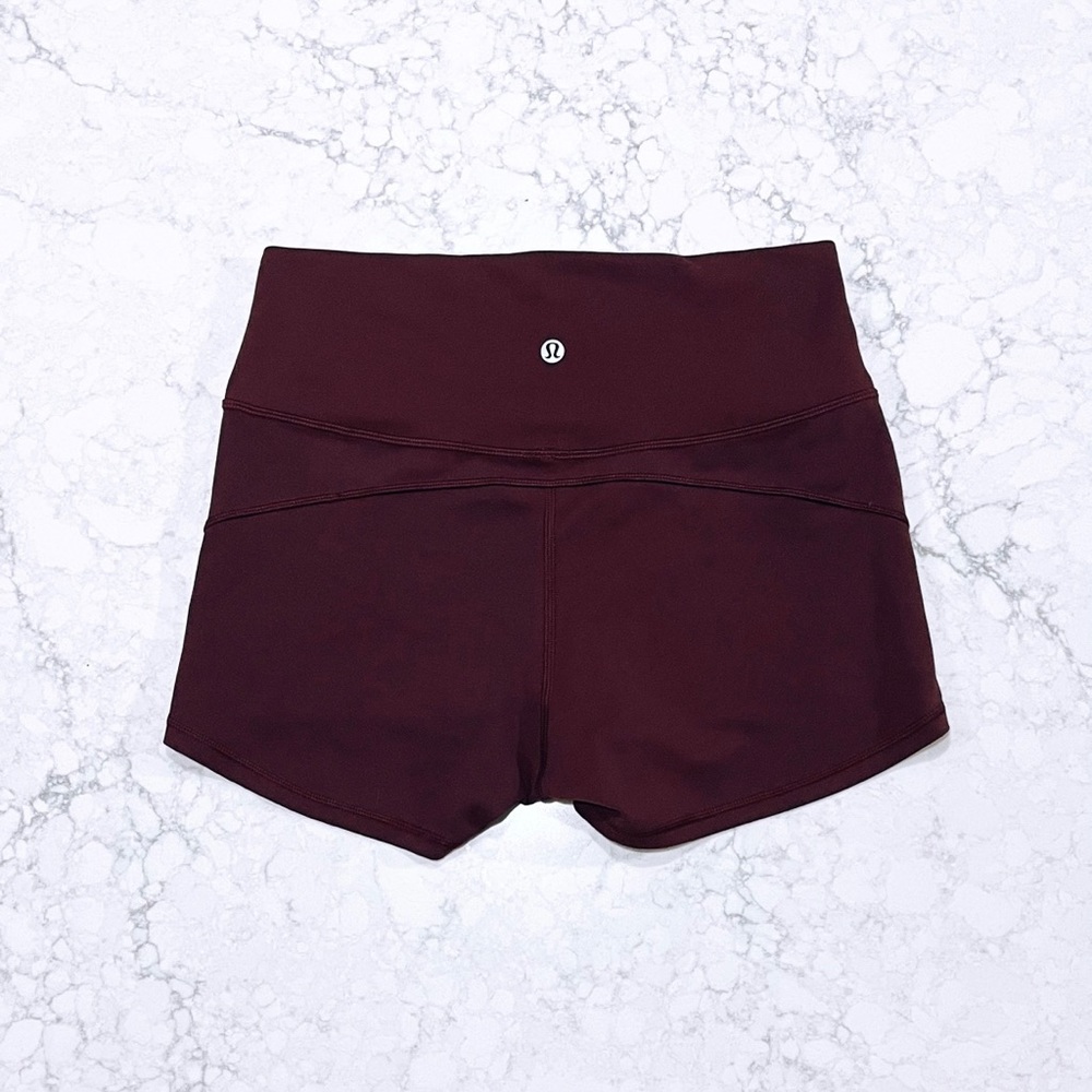 Lululemon in movement short